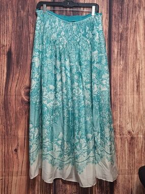 Soft Surroundings Teal and White Floral Maxi Skirt Size MP (Petite)